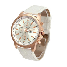 Unisex Casual Quartz Analog Watch